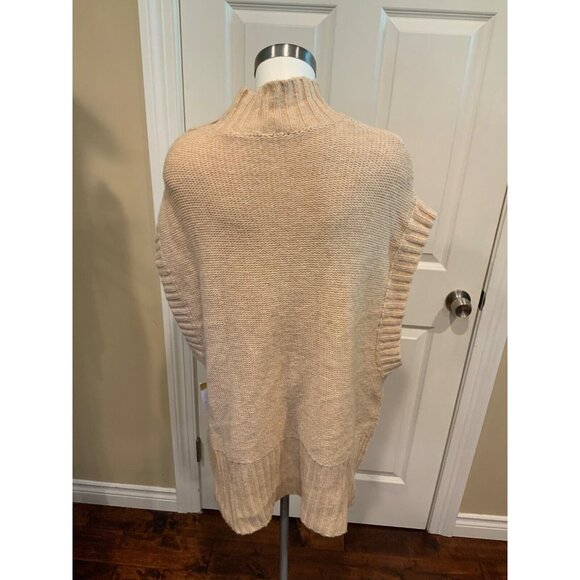 BCBG MAXAZRIA Tan Cable Knit Sleeveless Knit Sweater w/ Button Neck, Size M/L - Picture 6 of 9